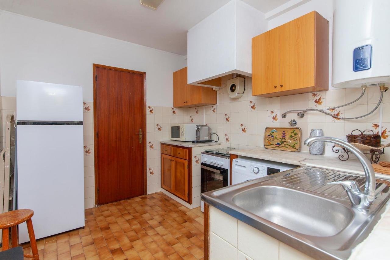 B18 - Village Street Apartment Lagos Eksteriør bilde